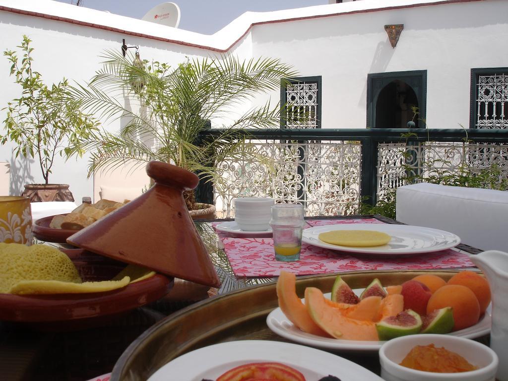 Marokkanisches Frühstück auf der Ferienhaus-Terrasse